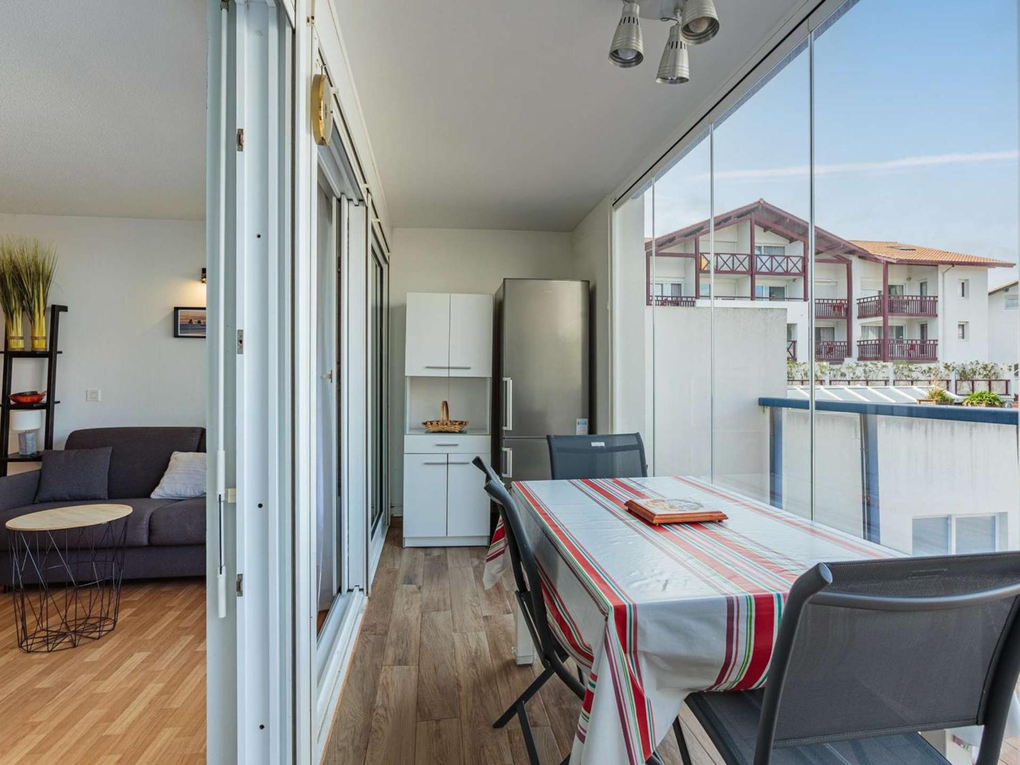 Appartement A Hendaye : Proche Plage Avec Piscine, Loggia Et Terrasse - Fr-1-2-285 Exteriör bild